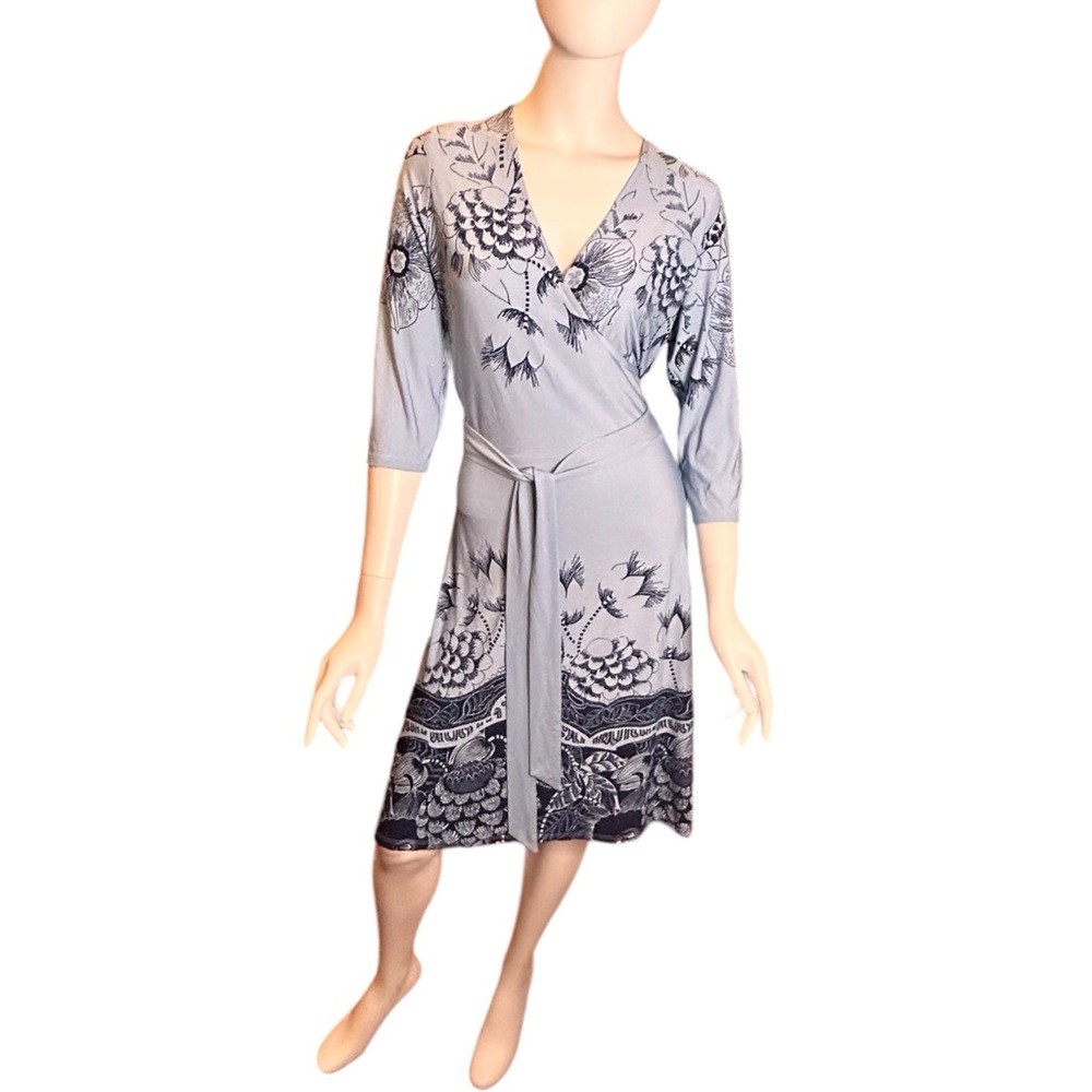 LEOTA New Perfect Wrap Dress Blue Bracelet Sleeve Large